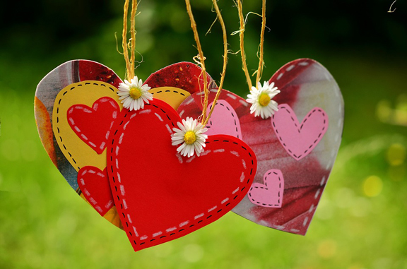 Six Valentine’s Day ideas for celebrating with someone with dementia