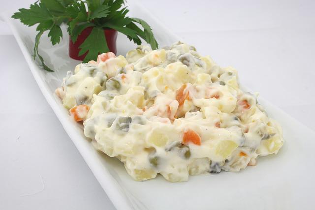 It’s Not the Mayo! Food Safety Myths and Summertime Food